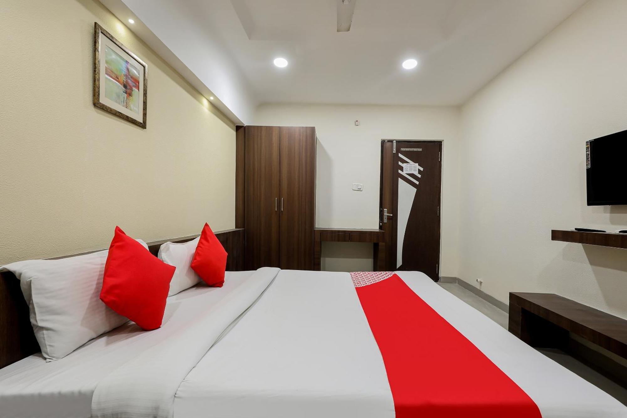 Oyo Hotel Relax Indore Exterior foto