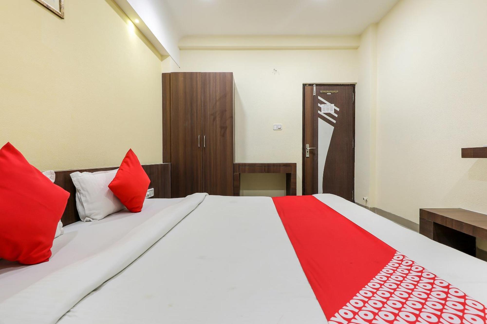 Oyo Hotel Relax Indore Exterior foto